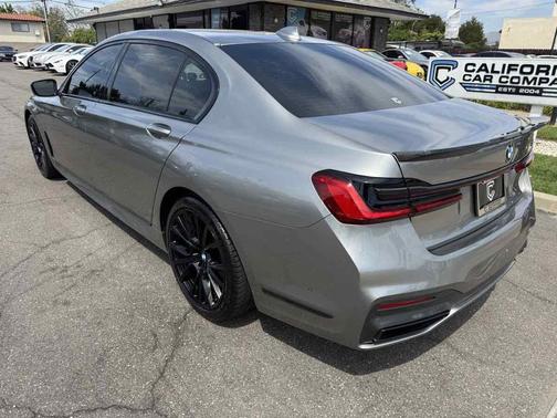 Donington Gray Metallic 2021 BMW 740 740i
