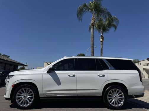 Crystal White Tricoat 2021 Cadillac Escalade Premium Luxury