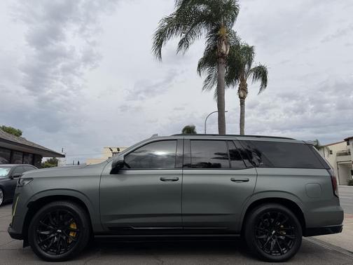 Dark Emerald Metallic 2023 Cadillac Escalade Sport Platinum