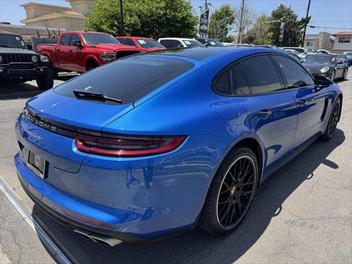 2017 Porsche Panamera Turbo