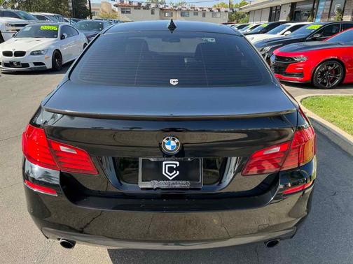 Photo 5 of 32 of 2016 BMW 535 i
