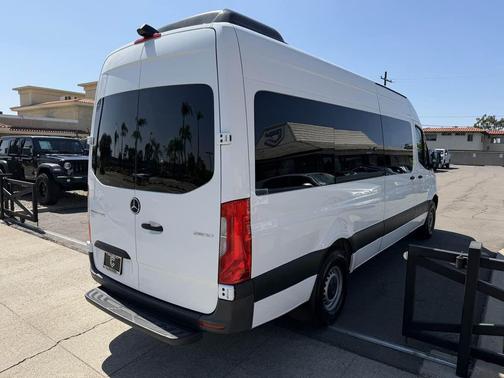 Arctic White 2022 Mercedes-Benz Sprinter 2500 High Roof