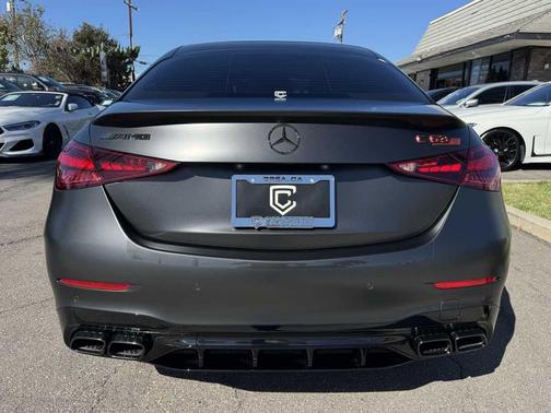 2025 Mercedes-Benz AMG C 63 S E Performance