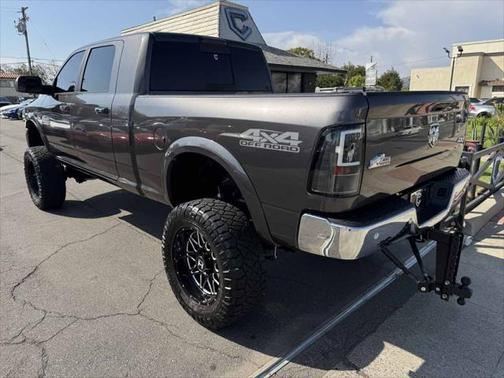 2017 RAM 2500 Big Horn Mega Cab 4x4 6'4' Box