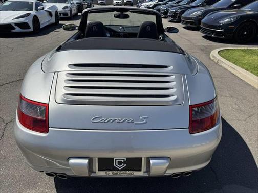 2005 Porsche 911 Carrera Cabriolet