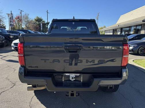 2024 Toyota Tacoma TRD Off Road