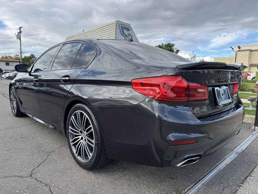 2017 BMW 530 530i