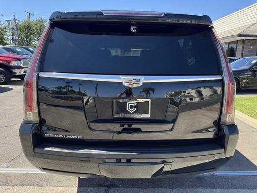 2020 Cadillac Escalade ESV Luxury