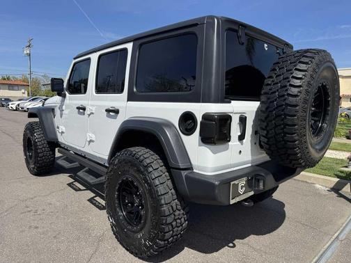 Bright White Clearcoat 2020 Jeep Wrangler Unlimited Sport