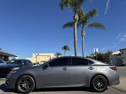 2016 Lexus ES 350 Base