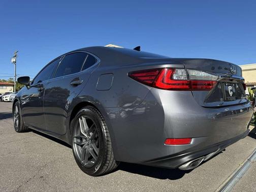 2016 Lexus ES 350 Base