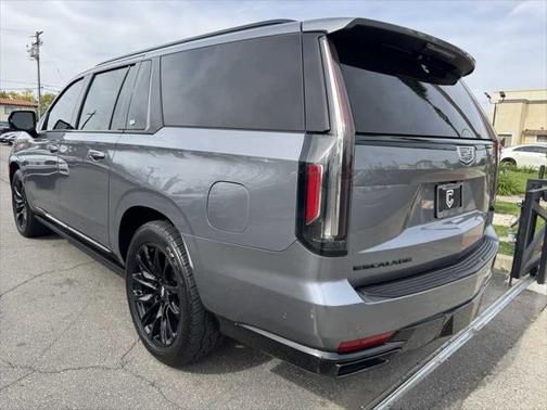 2022 Cadillac Escalade ESV Sport