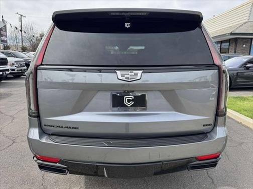2022 Cadillac Escalade ESV Sport