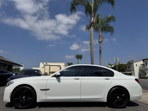 Alpine White 2014 BMW 740 740i