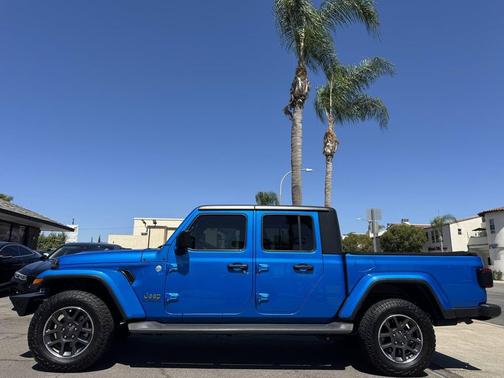 2020 Jeep Gladiator Overland