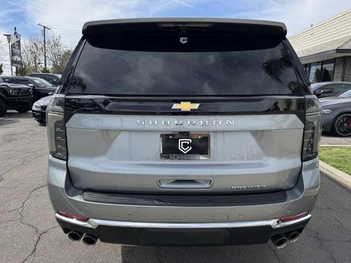 2025 Chevrolet Suburban Premier