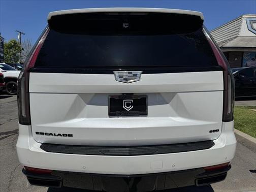 2022 Cadillac Escalade Sport