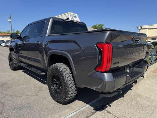 2023 Toyota Tundra Hybrid Limited