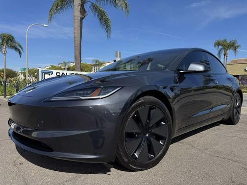 Stealth Grey 2024 Tesla Model 3 Standard Range