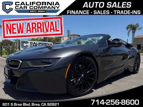 Sophisto Gray Metallic w/Frozen Gray Accent 2019 BMW i8