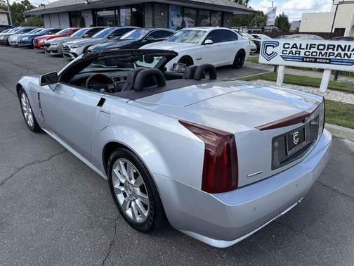2009 Cadillac XLR Base