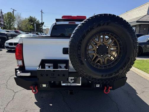 Super White 2019 Toyota Tacoma SR
