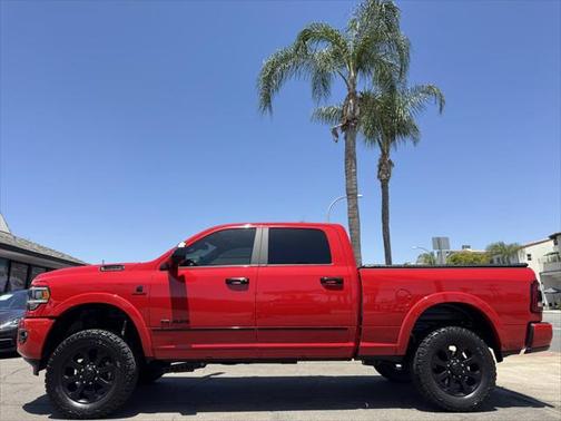 2022 RAM 2500 Laramie Crew Cab 4x4 6'4' Box