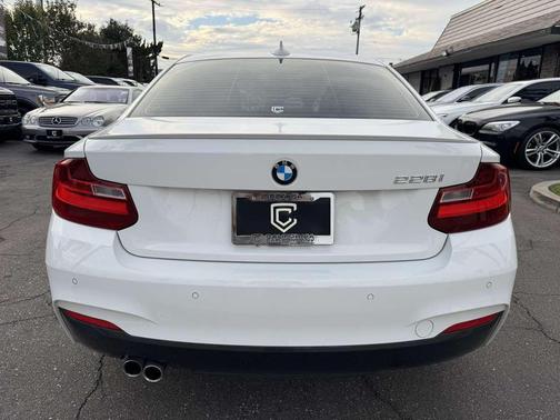 2016 BMW 228 228i