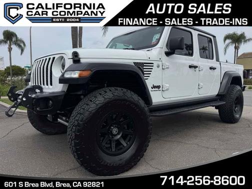 Bright White Clearcoat 2020 Jeep Gladiator Sport S