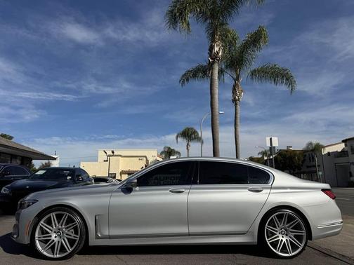 2020 BMW 740 740i