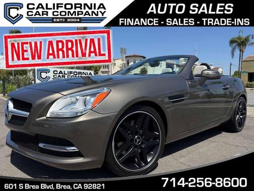 Indium Gray Metallic 2016 Mercedes-Benz SLK-Class SLK300 Roadster