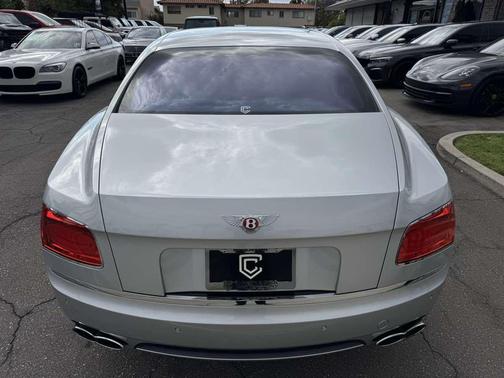 Silver Frost Metallic 2015 Bentley Flying Spur Base