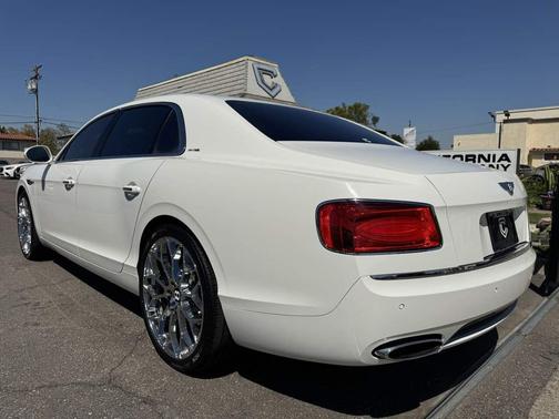 2014 Bentley Flying Spur Base