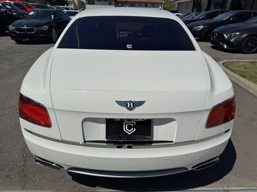 2014 Bentley Flying Spur Base