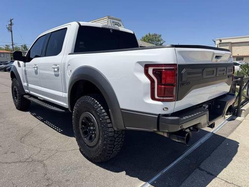 Oxford White 2020 Ford F-150 Raptor