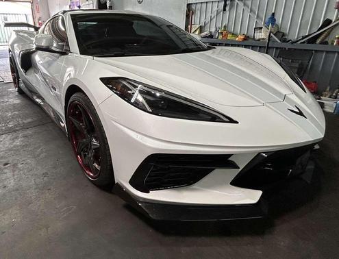 White Pearl Metallic Tricoat 2023 Chevrolet Corvette Stingray w/3LT