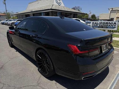 2021 BMW 740 740i