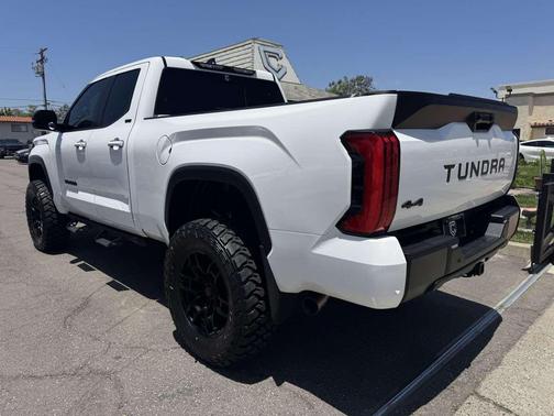 Ice Cap 2024 Toyota Tundra SR5