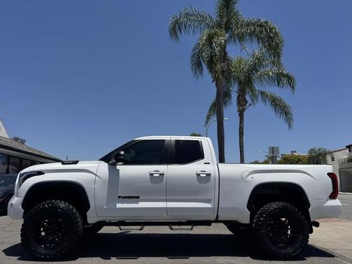 Ice Cap 2024 Toyota Tundra SR5
