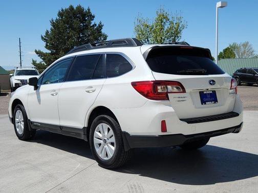Crystal White Pearl 2015 Subaru Outback 2.5i Premium