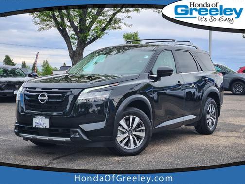 Black 2023 Nissan Pathfinder SL