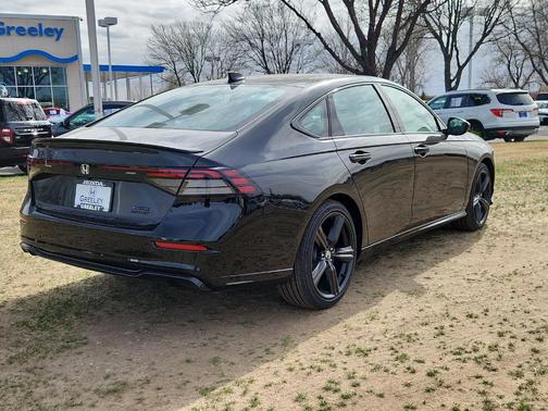 Crystal Black Pearl 2026 Honda Accord Hybrid Sport-L