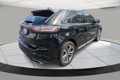 2016 Ford Edge Sport