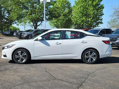 Cloud White 2023 Nissan Sentra SV