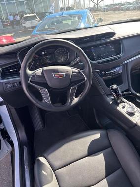 2025 Cadillac XT5 Premium Luxury