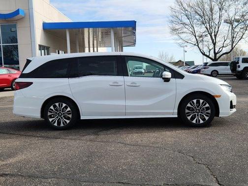 Platinum White 2026 Honda Odyssey Elite