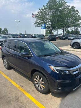 Obsidian Blue Pearl 2019 Honda Pilot EX