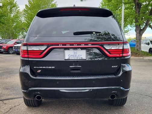 DB Black Crystal Clearcoat 2025 Dodge Durango GT