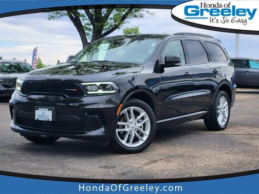 DB Black Crystal Clearcoat 2025 Dodge Durango GT