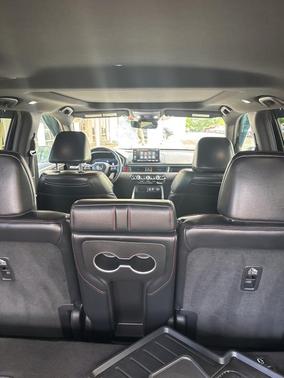 Black 2025 Honda Pilot Black Edition